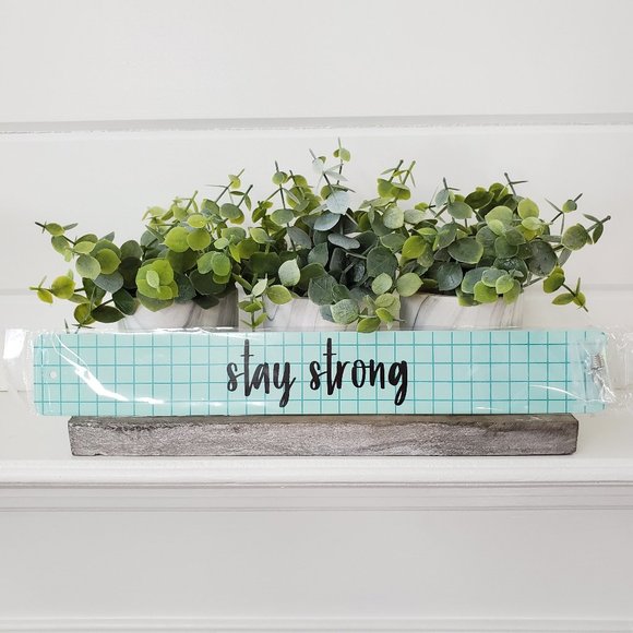 Stay Strong Motivational Metal Hanging Sign Plaque - Picture 2 of 10